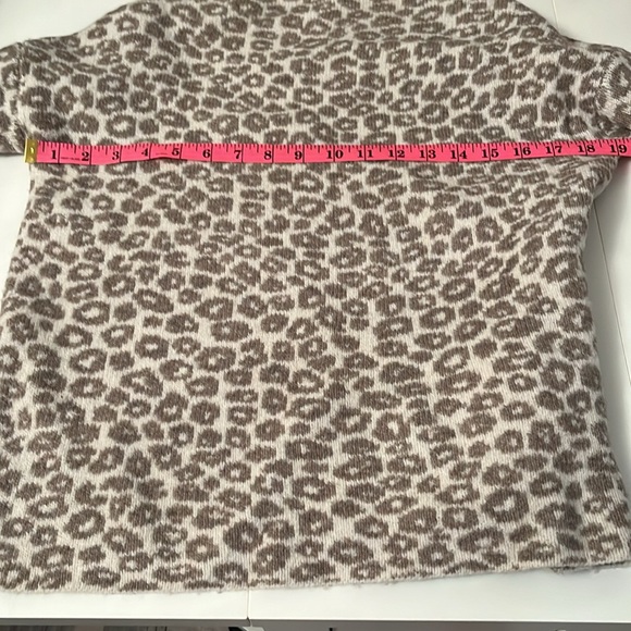 Christian Siriano Leopard Print Sweater - Picture 8 of 8